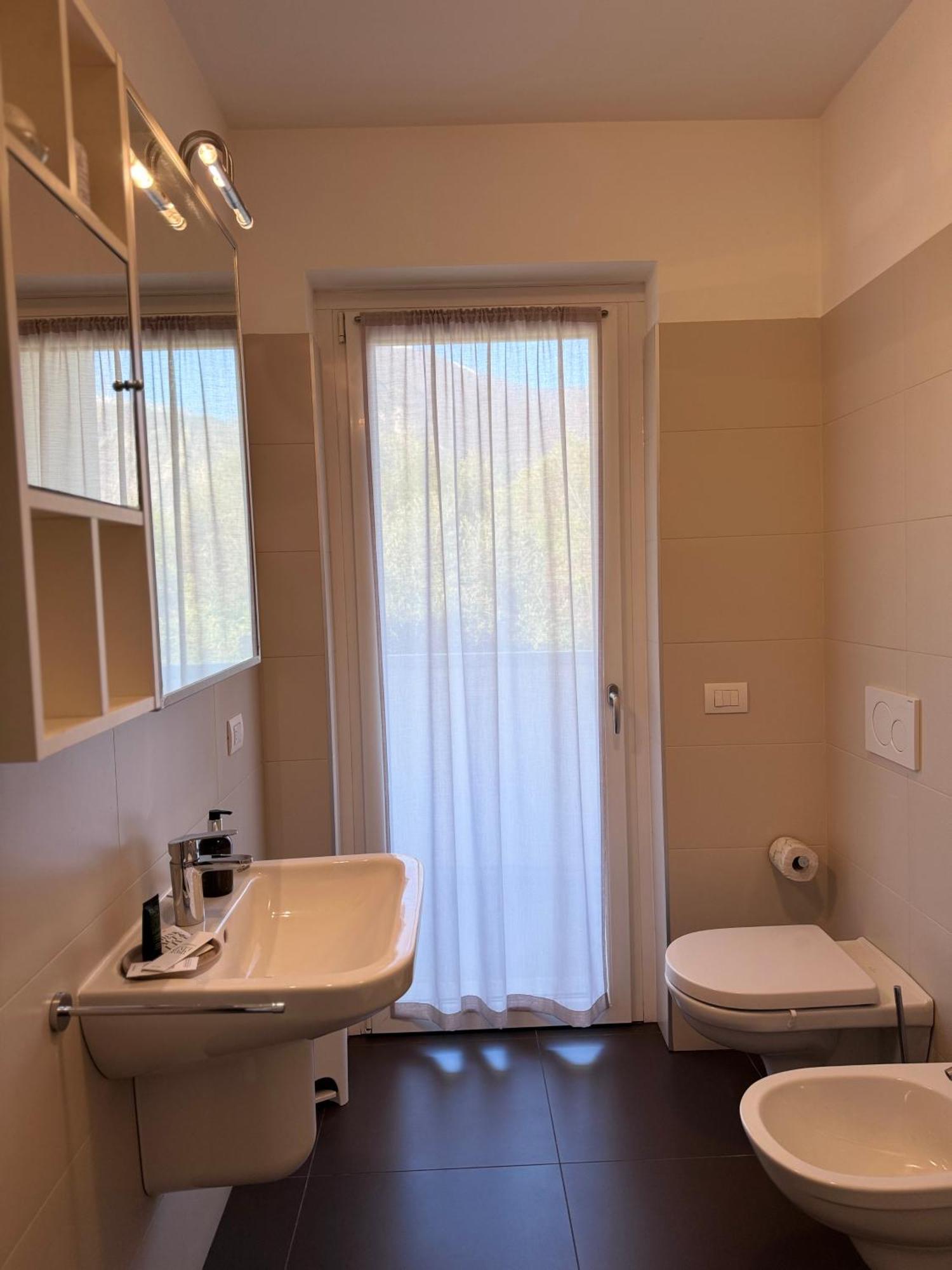 Garda Living Apartments Riva Del Garda Riva del Garda